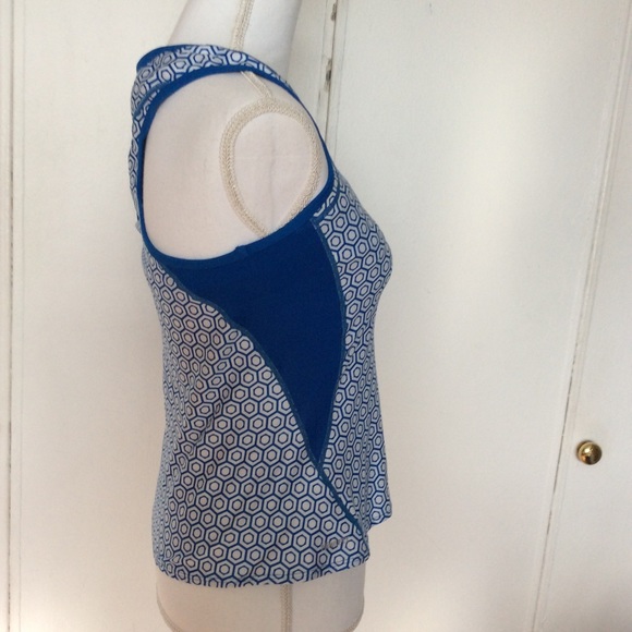 Nike Dri-Fit Razorback Top - Picture 3 of 6